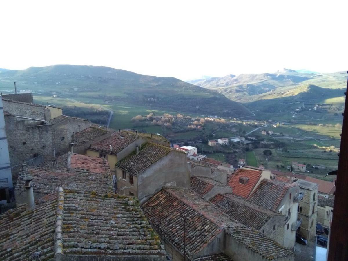La Nicchia Di Gangi Apartment Exterior photo